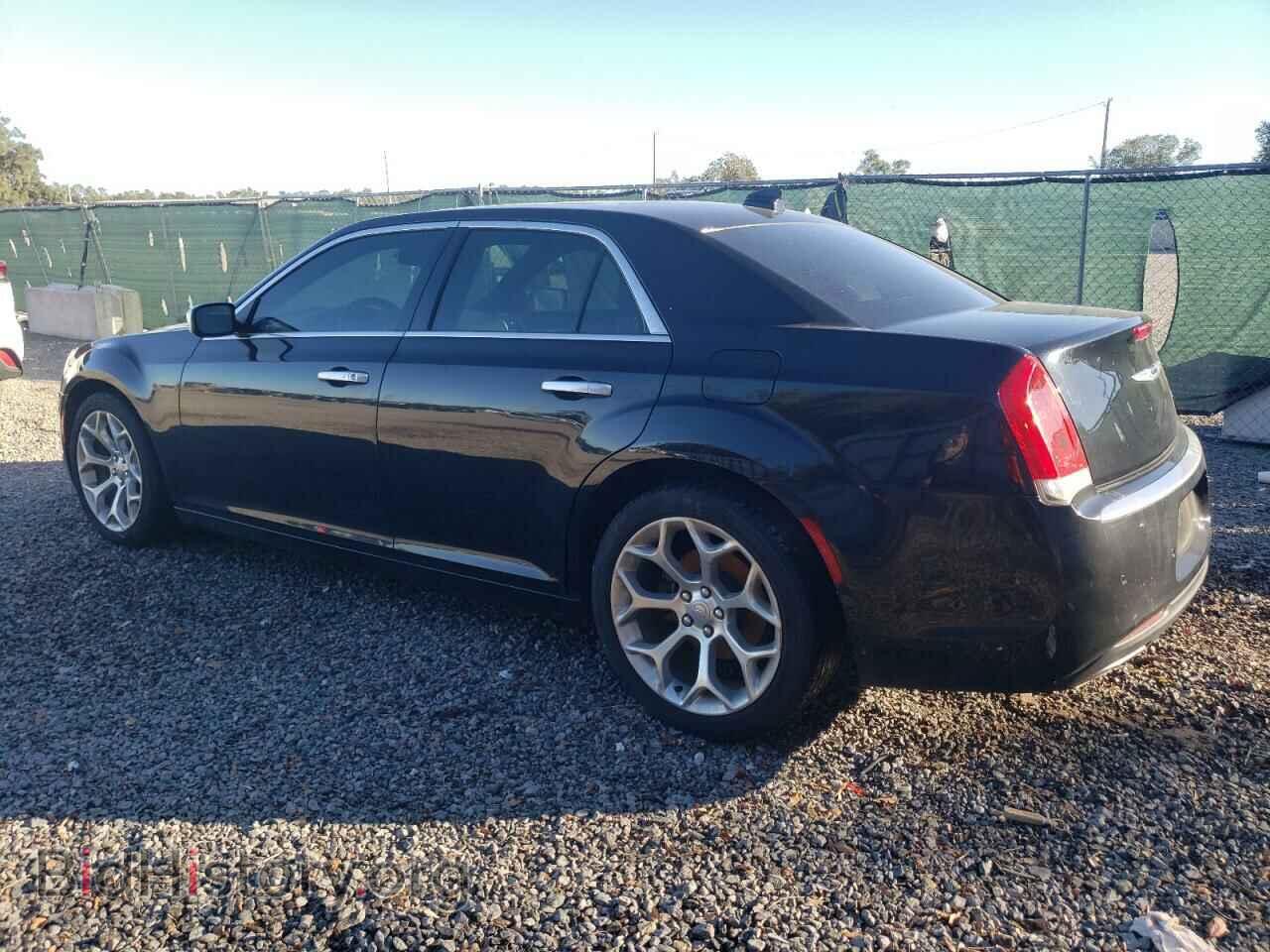 2019 CHRYSLER 300 - VIN: 2C3CCAPT8KH632063 - Фото 2