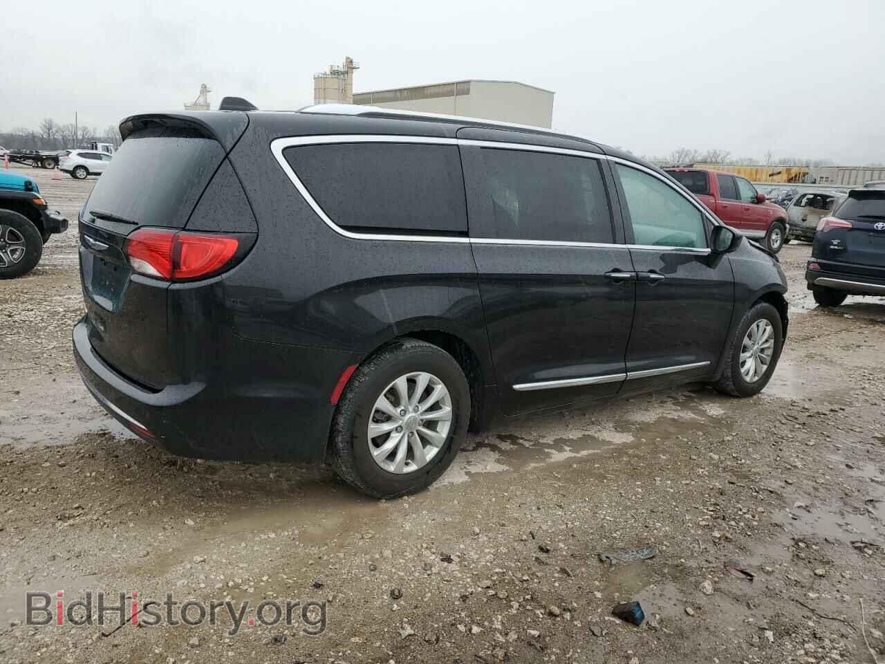 2019 CHRYSLER PACIFICA - VIN: 2C4RC1BG3KR633146 - Фото 3
