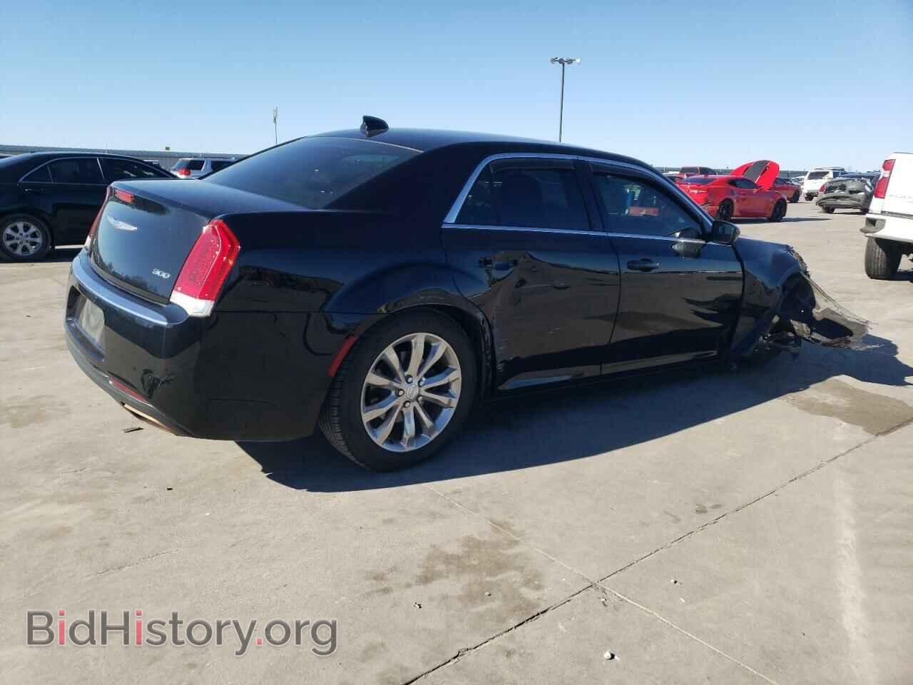 2018 CHRYSLER 300 - VIN: 2C3CCARG1JH218444 - Фото 3