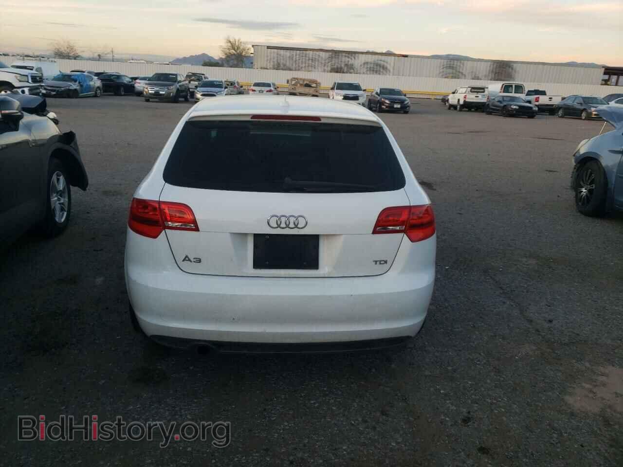 2011 AUDI A3 - VIN: WAUBJBFM9BA053799 - Фото 6