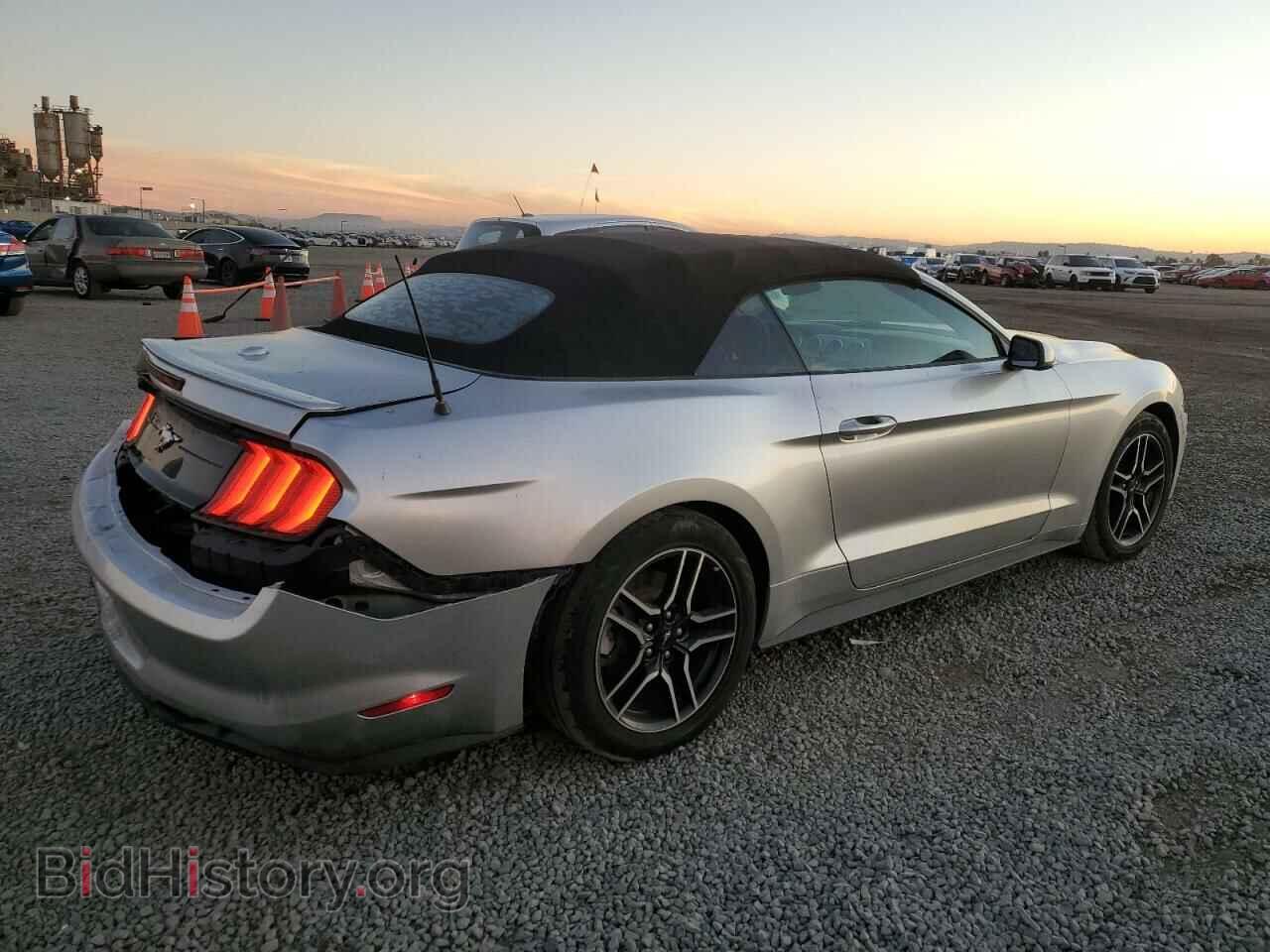 2018 FORD ALL Models - VIN: 1FATP8UH2J5111330 - Фото 3