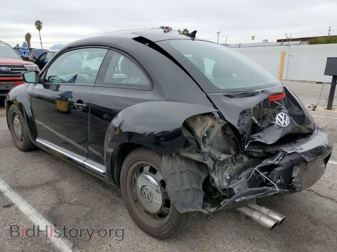 2014 VOLKSWAGEN BEETLE - VIN: 3VWJ17AT3EM666743 - Фото 2