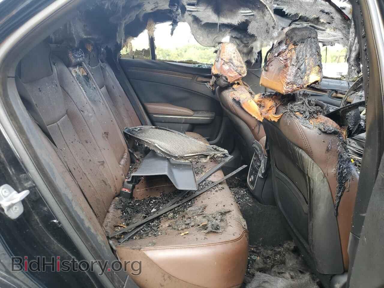 2014 CHRYSLER 300 - VIN: 2C3CCADGXEH167992 - Фото 10