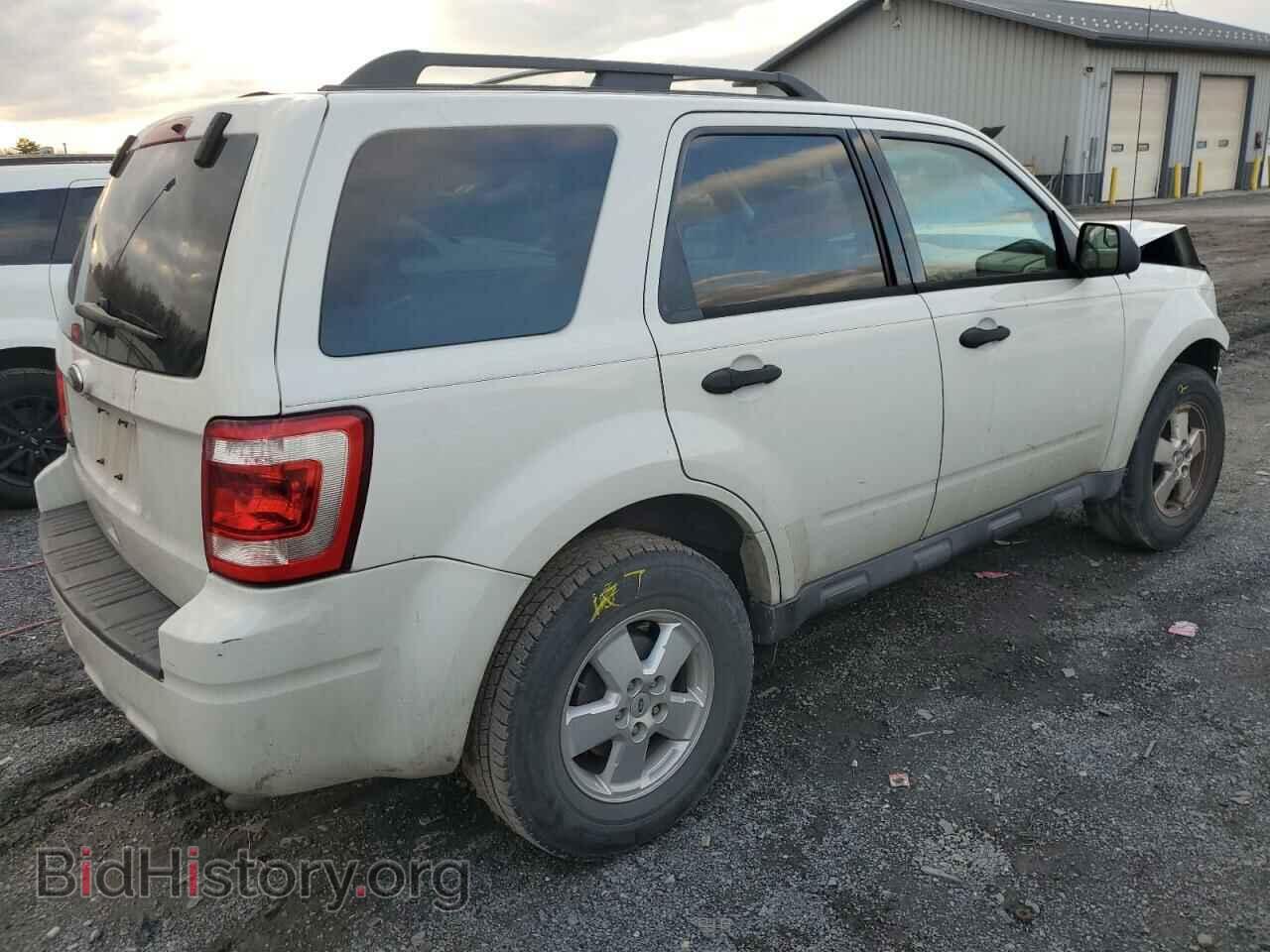 2011 FORD ESCAPE - VIN: 1FMCU9D76BKA28577 - Фото 3