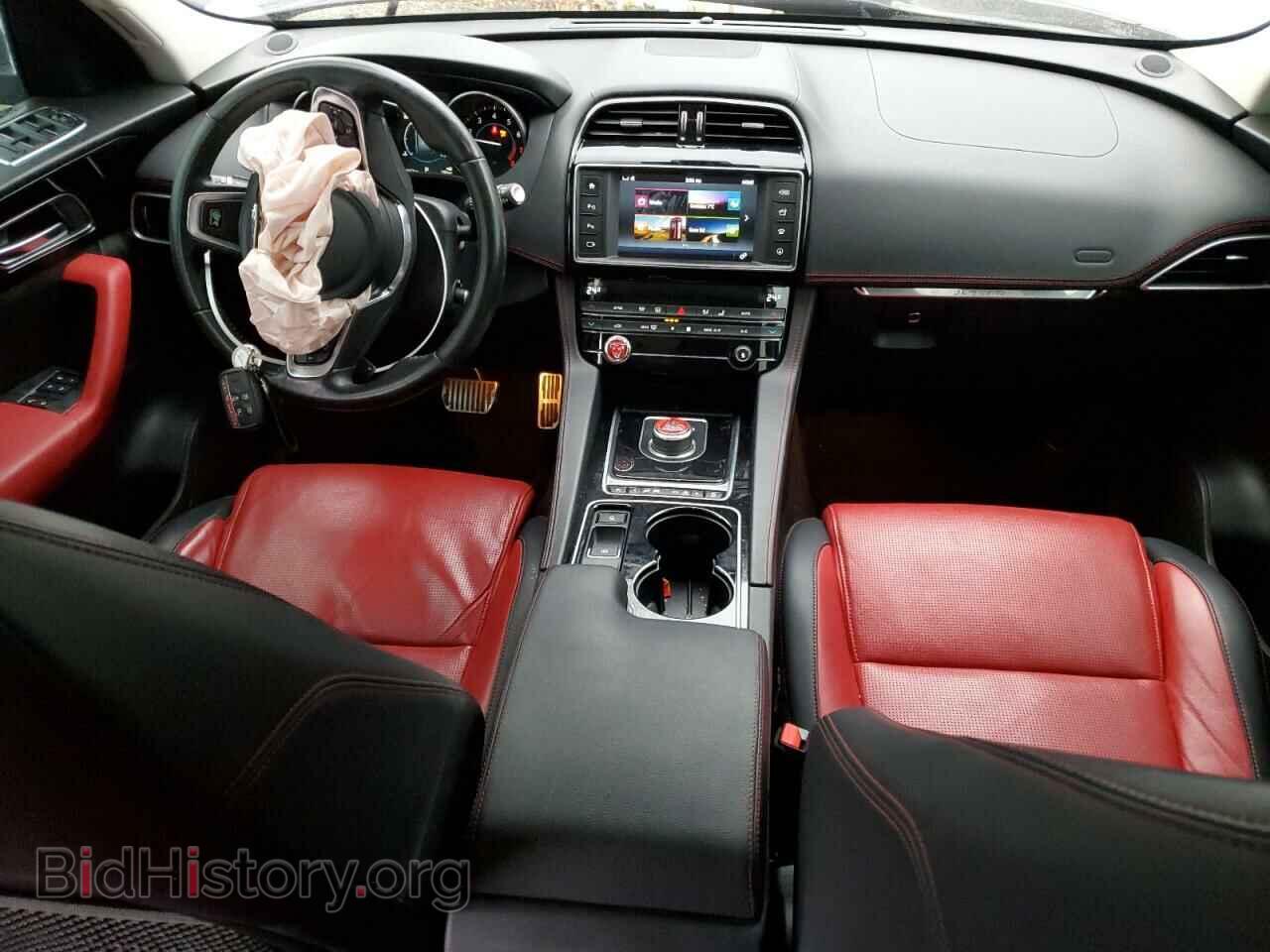 2017 JAGUAR F-PACE - VIN: SADCL2BV9HA897516 - Фото 8