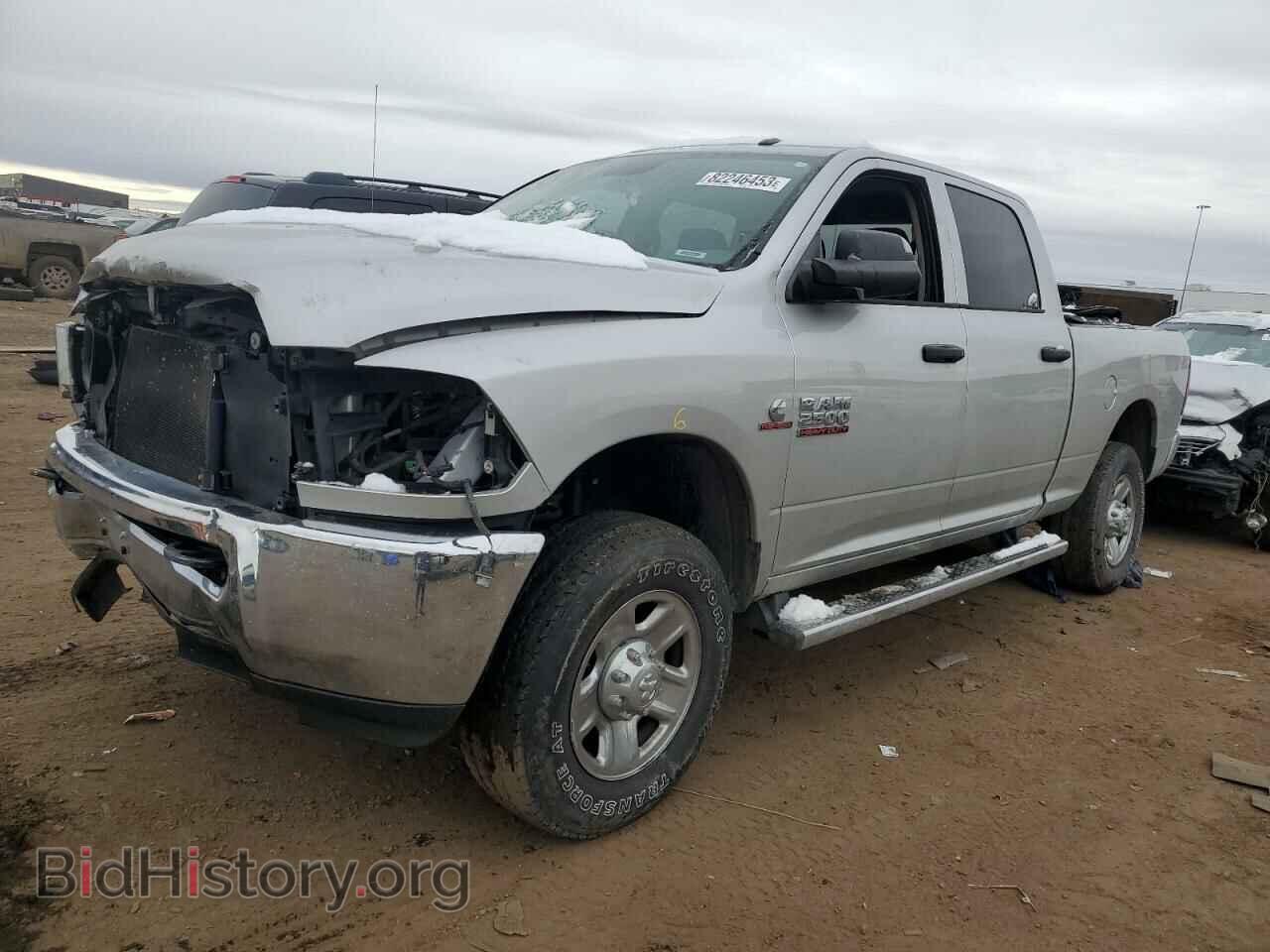 Photo 3C6UR5CL5GG192345 - RAM All Models 2016