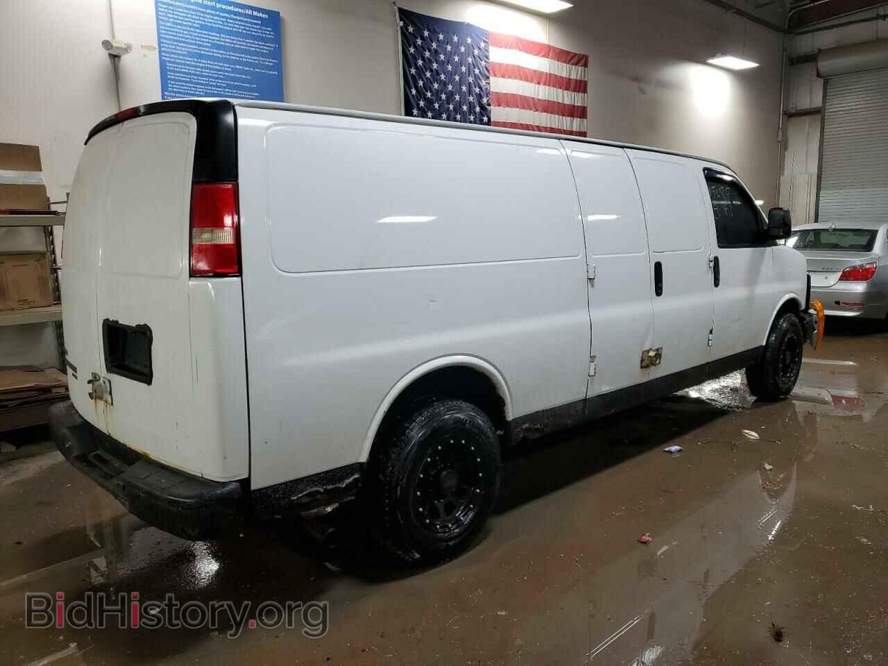 2011 CHEVROLET EXPRESS - VIN: 1GCWGGCA8B1189058 - Фото 3