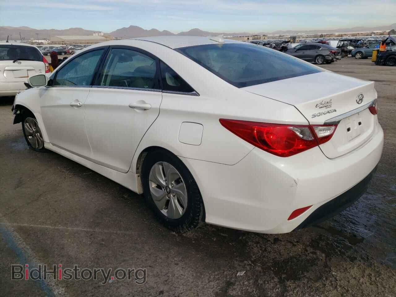 2014 HYUNDAI SONATA - VIN: 5NPEB4AC7EH819601 - Photo 2