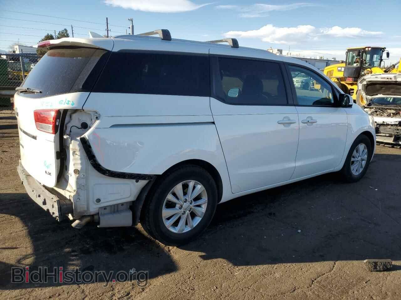 2017 KIA All Models - VIN: KNDMB5C19H6325946 - Photo 3