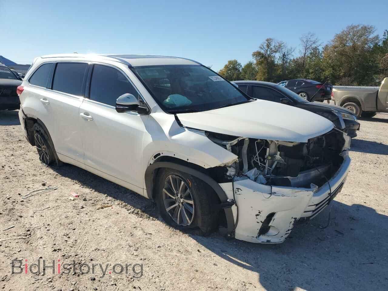 2018 TOYOTA HIGHLANDER - VIN: 5TDKZRFH6JS526809 - Photo 4