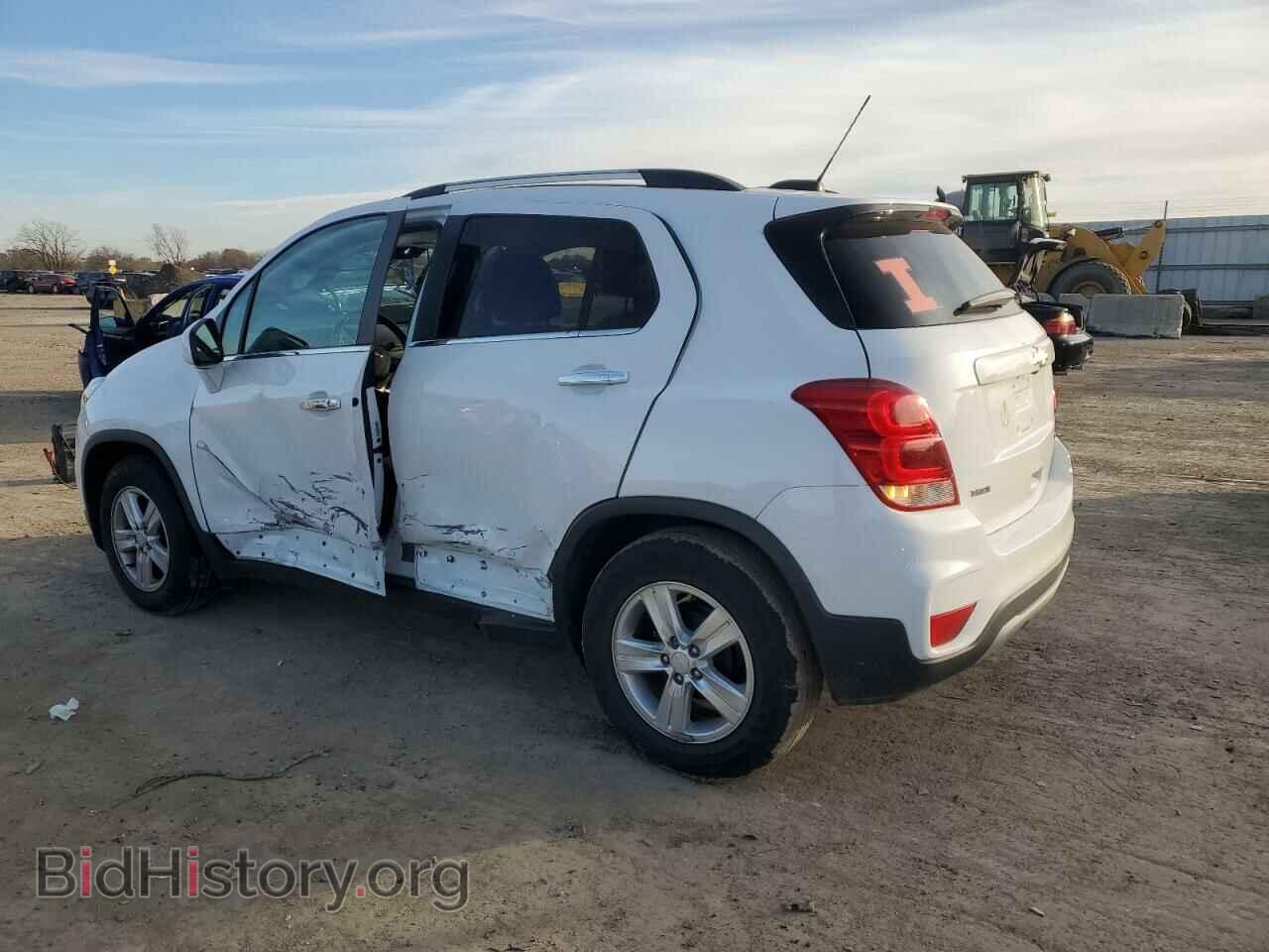 2017 CHEVROLET TRAX - VIN: 3GNCJLSB0HL280650 - Фото 2