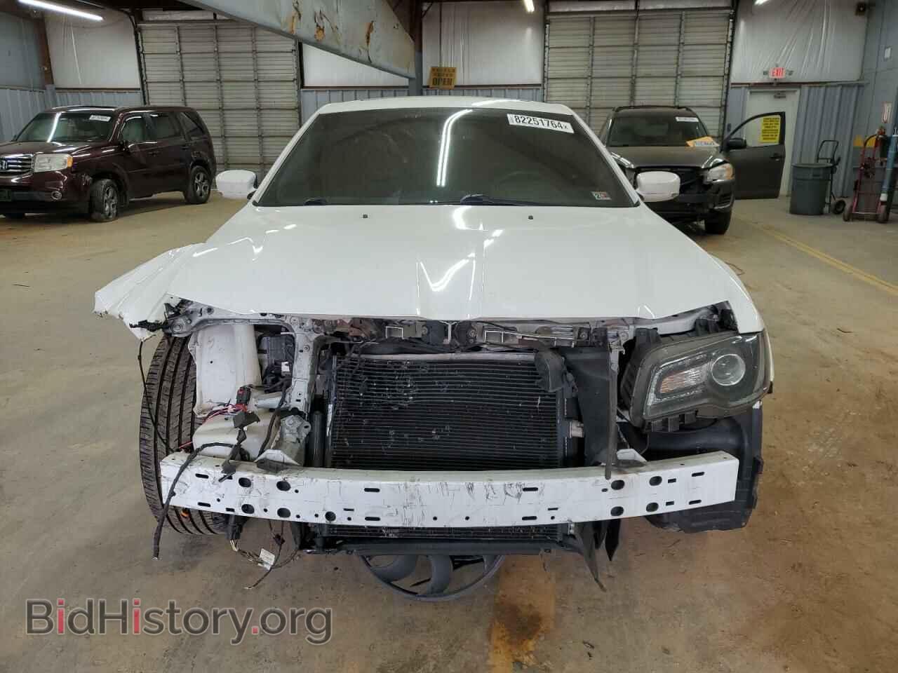 2017 CHRYSLER 300 - VIN: 2C3CCAGGXHH647823 - Фото 5