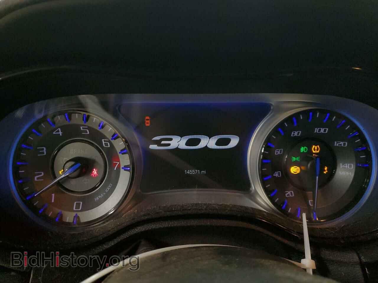 2017 CHRYSLER 300 - VIN: 2C3CCAGGXHH647823 - Фото 9