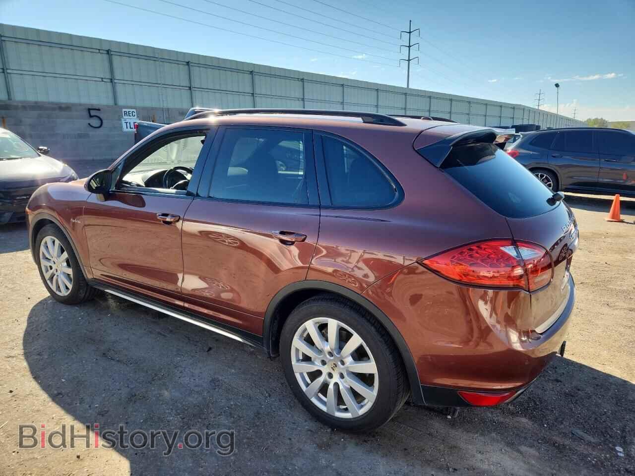 2012 PORSCHE CAYENNE - VIN: WP1AE2A28CLA92137 - Фото 2