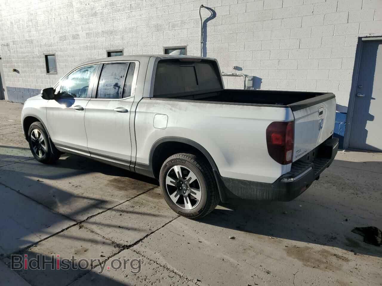 2020 HONDA RIDGELINE - VIN: 5FPYK3F57LB025699 - Фото 2