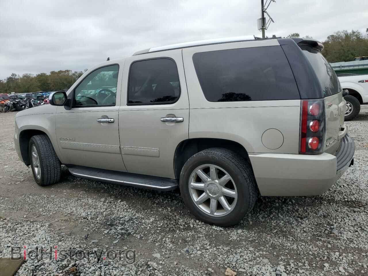 2009 GMC YUKON - VIN: 1GKFC03219R246986 - Фото 2