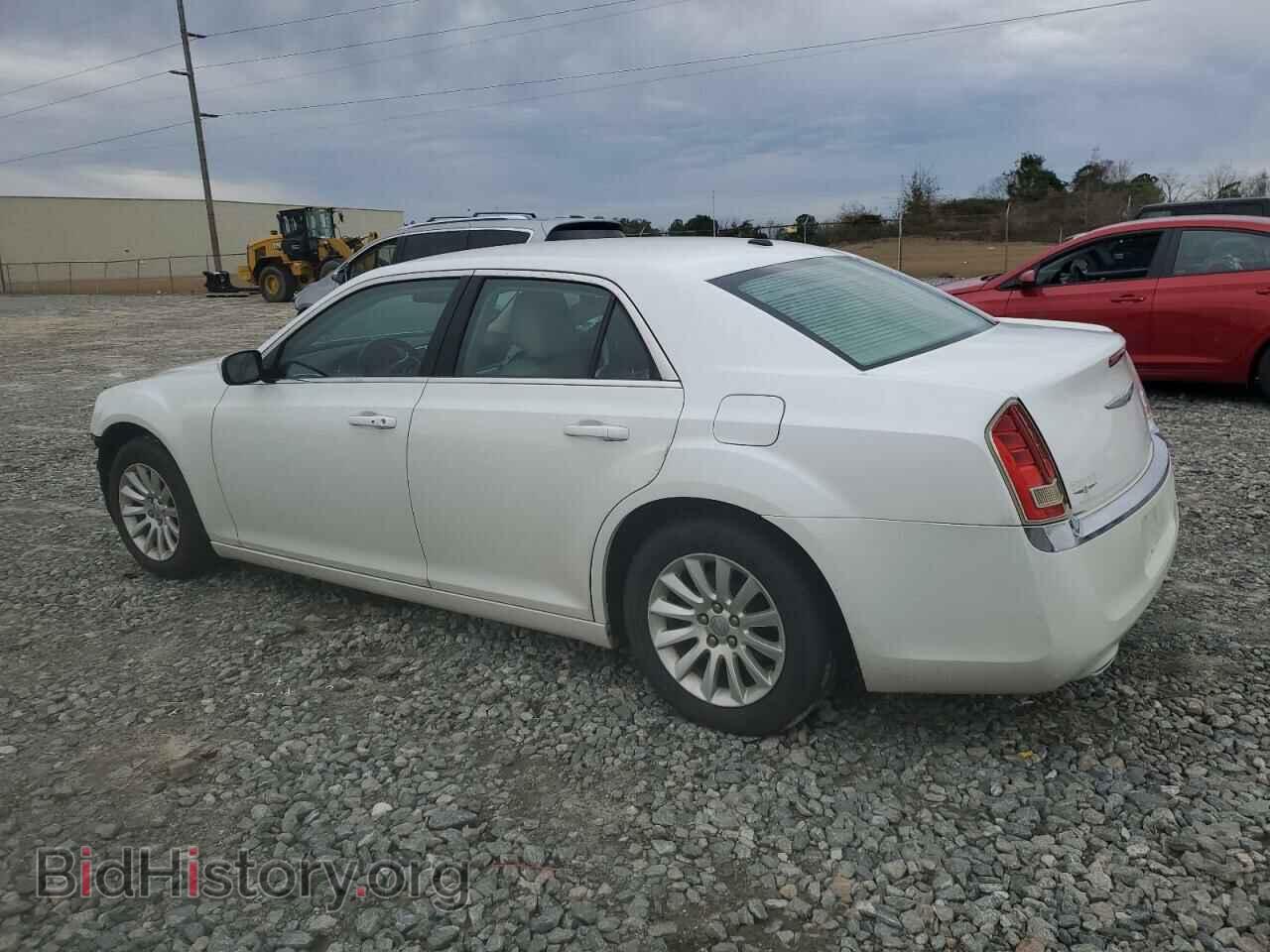 2012 CHRYSLER 300 - VIN: 2C3CCAAGXCH138753 - Фото 2