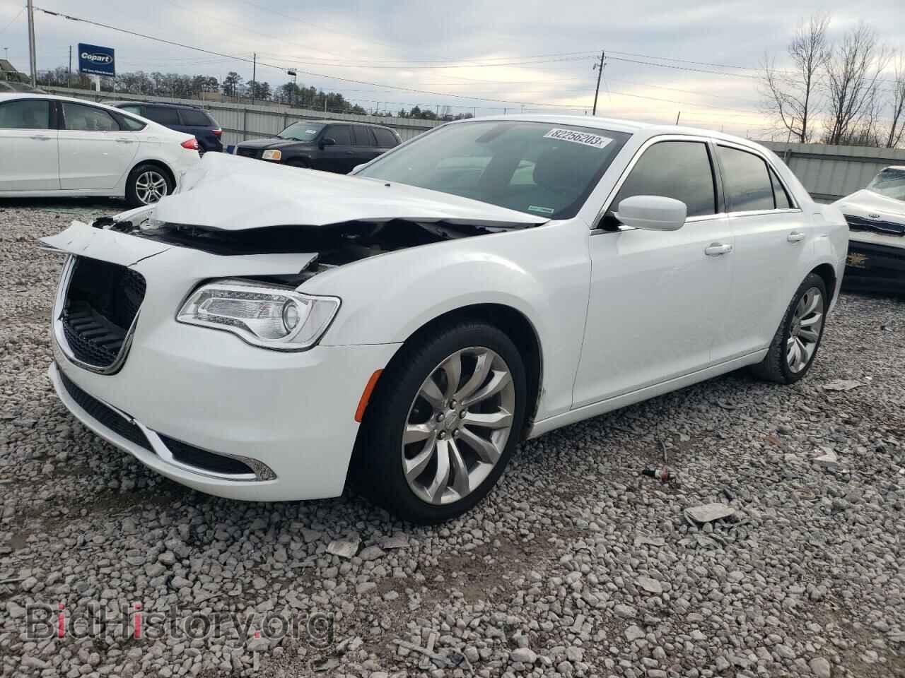 Фотография 2C3CCAAGXKH693961 - CHRYSLER 300 2019