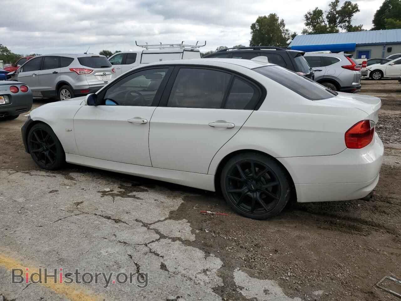 2007 BMW 3 SERIES - VIN: WBAVC93507KX59428 - Фото 2