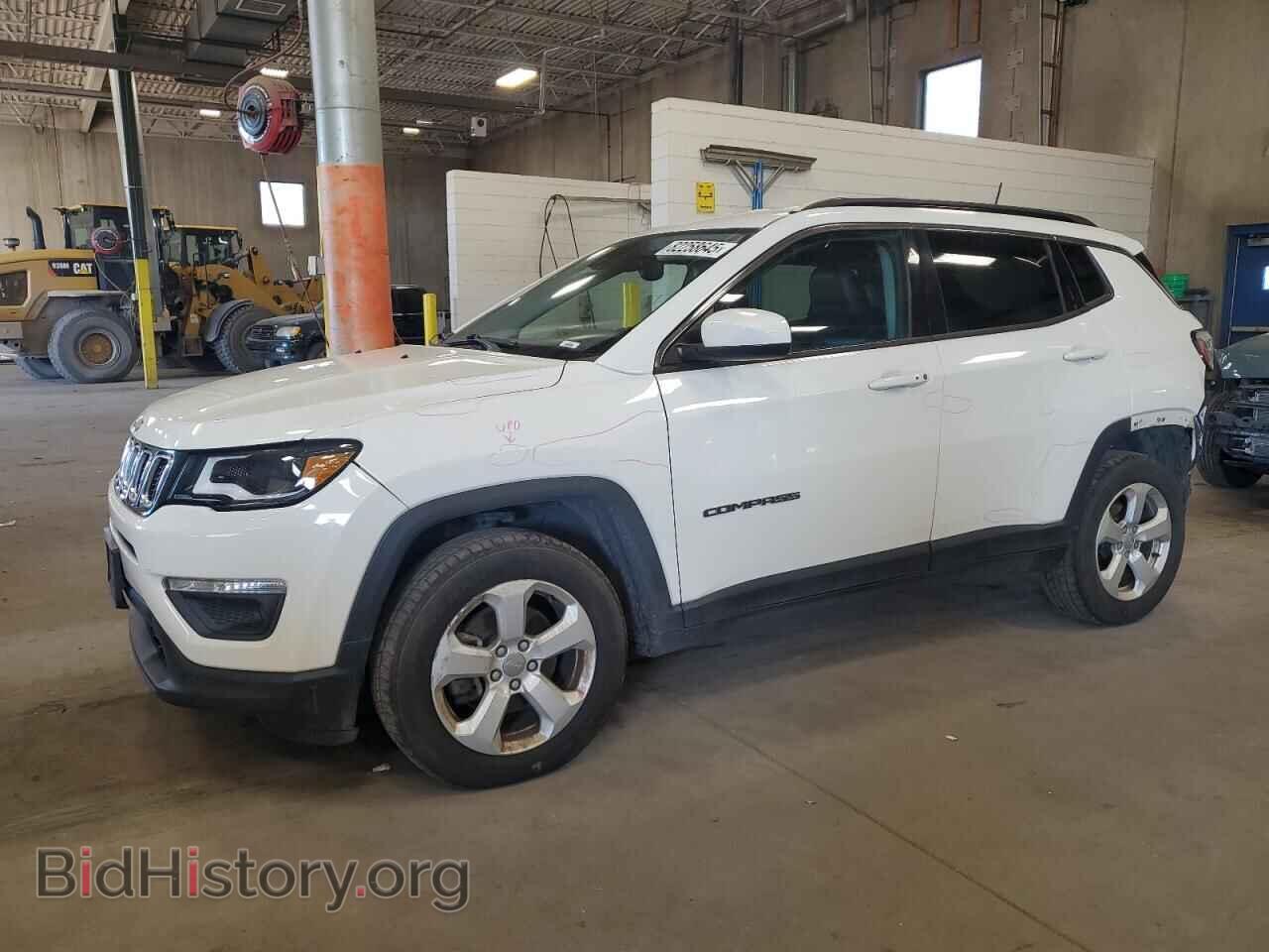 Фотография 3C4NJDBB1JT393357 - JEEP COMPASS 2018