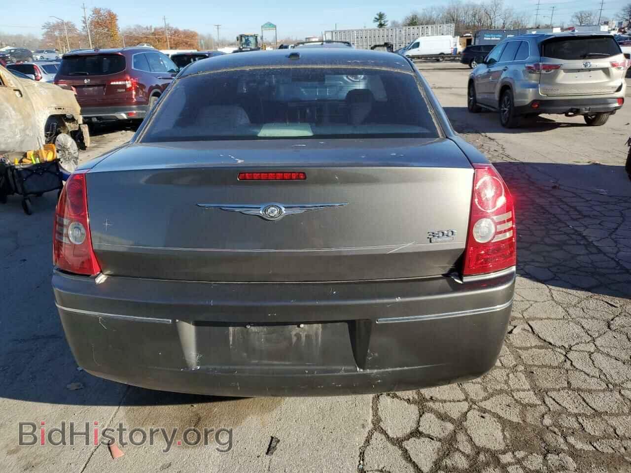 2010 CHRYSLER 300 - VIN: 2C3CA5CV2AH134007 - Фото 6