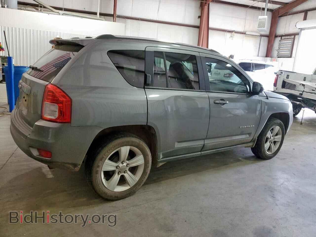 2011 JEEP COMPASS - VIN: 1J4NT1FA2BD272042 - Фото 3