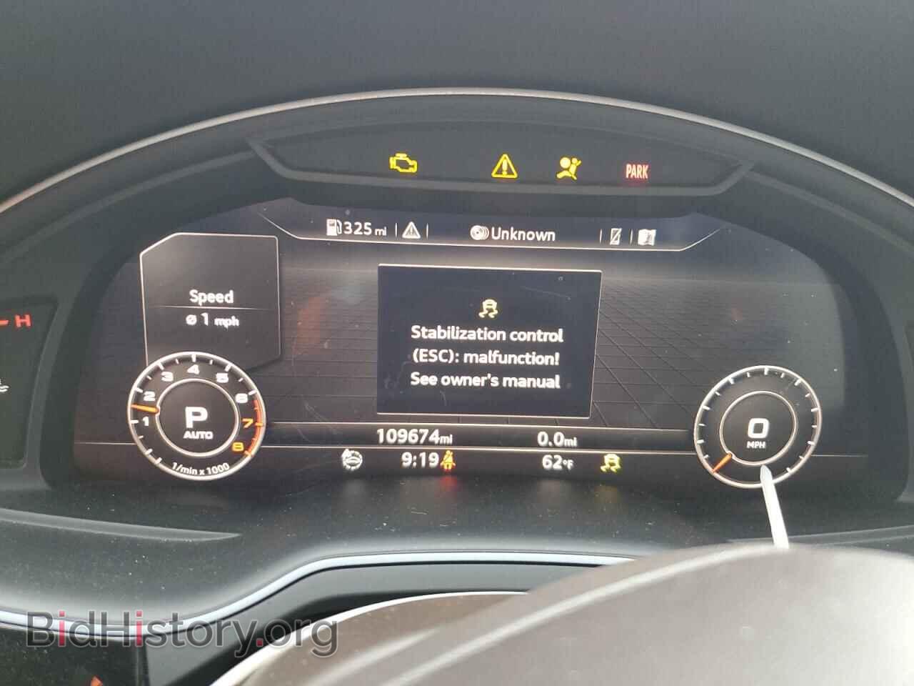 2017 AUDI Q7 - VIN: WA1LAAF78HD033427 - Фото 9