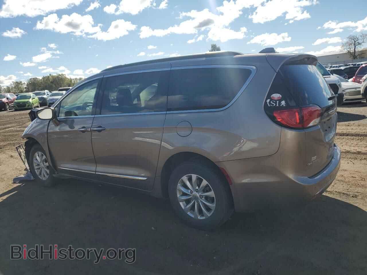 2017 CHRYSLER PACIFICA - VIN: 2C4RC1BG0HR821826 - Фото 2