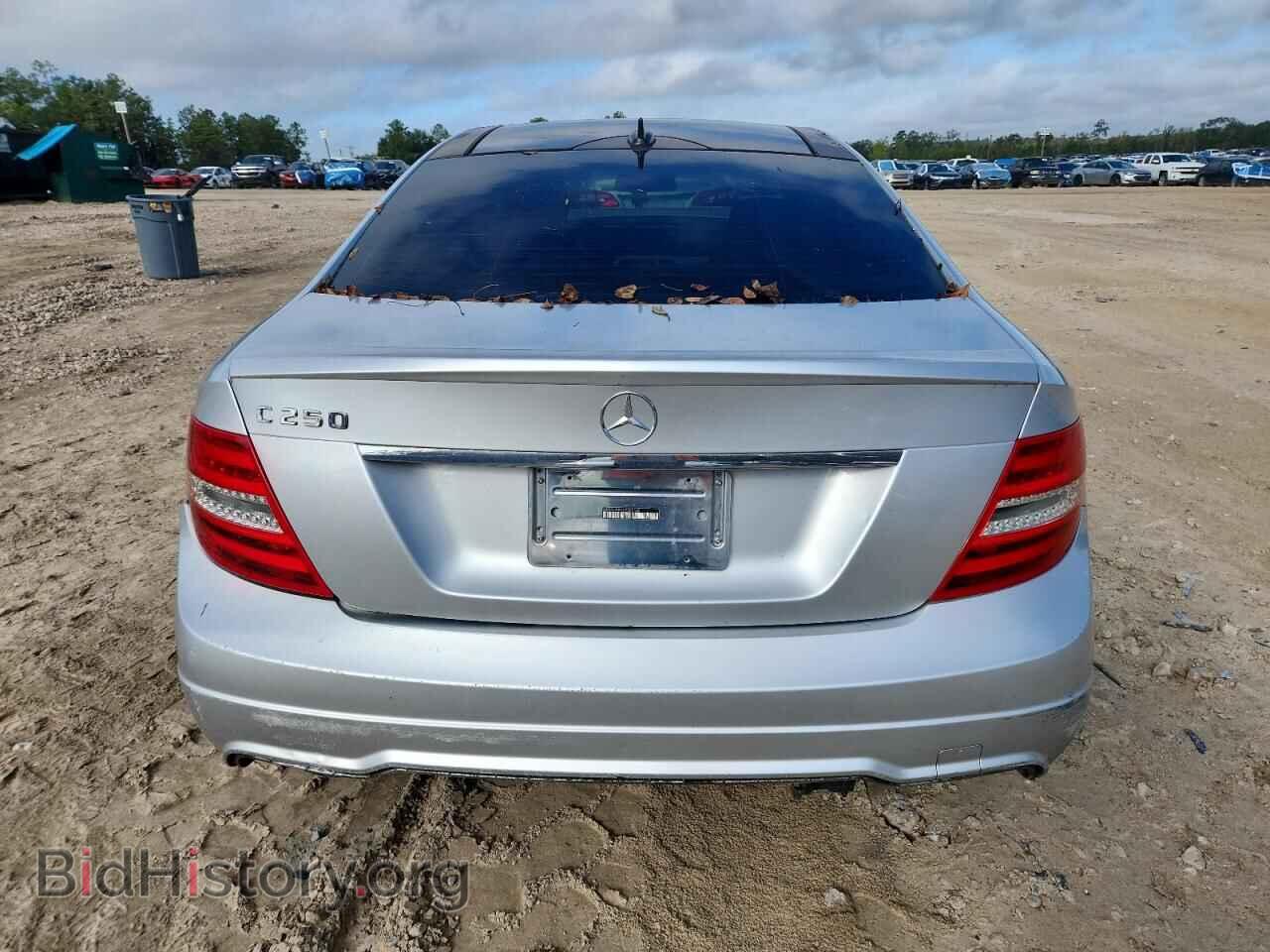 2012 MERCEDES-BENZ C-CLASS - VIN: WDDGJ4HB6CF880430 - Фото 6