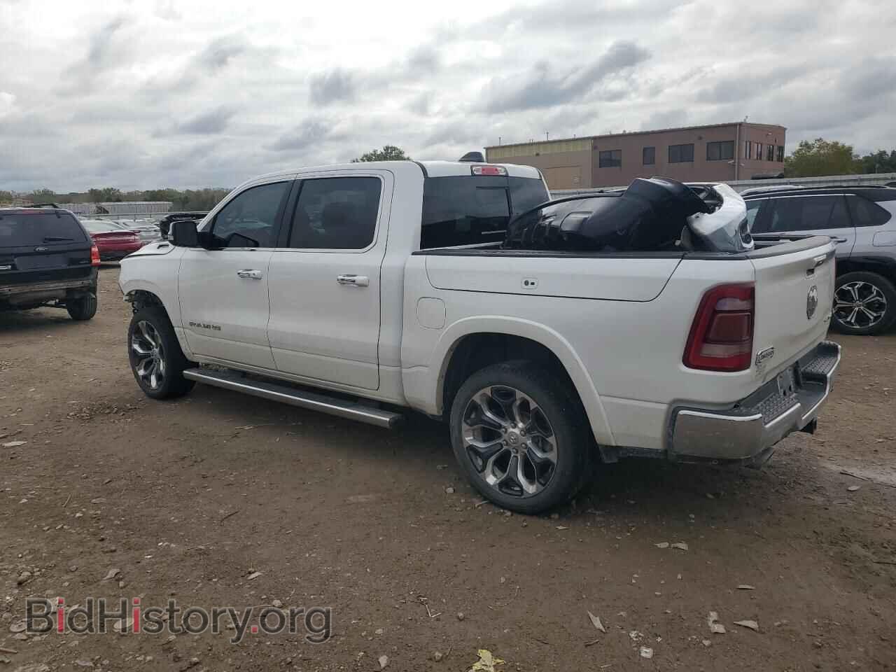 2019 RAM 1500 - VIN: 1C6SRFKT5KN590122 - Фото 2