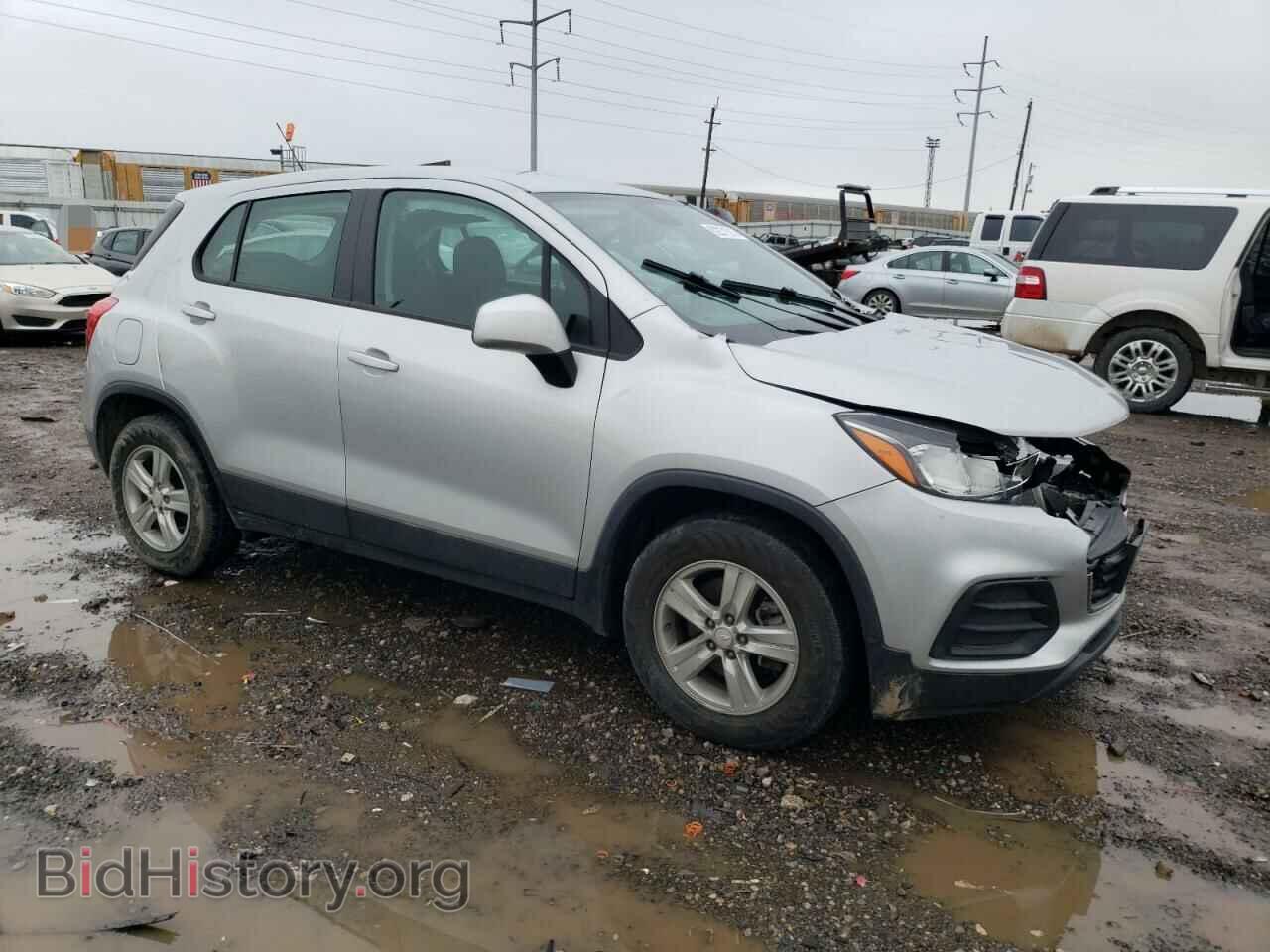 2019 CHEVROLET TRAX - VIN: 3GNCJKSB3KL295189 - Фото 4