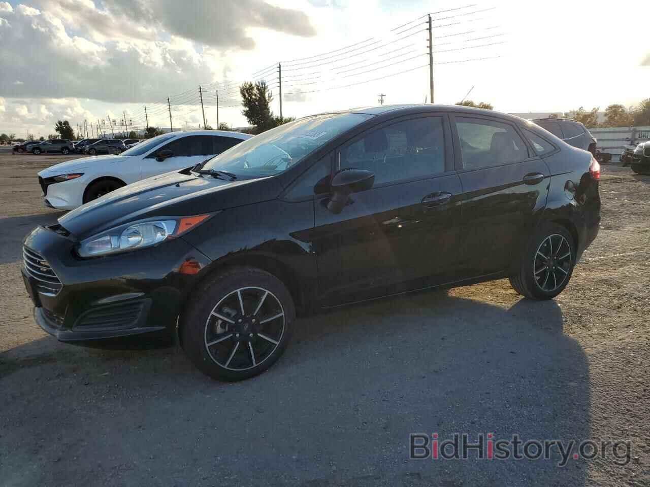 Photo 3FADP4BJ2KM129678 - FORD FIESTA 2019