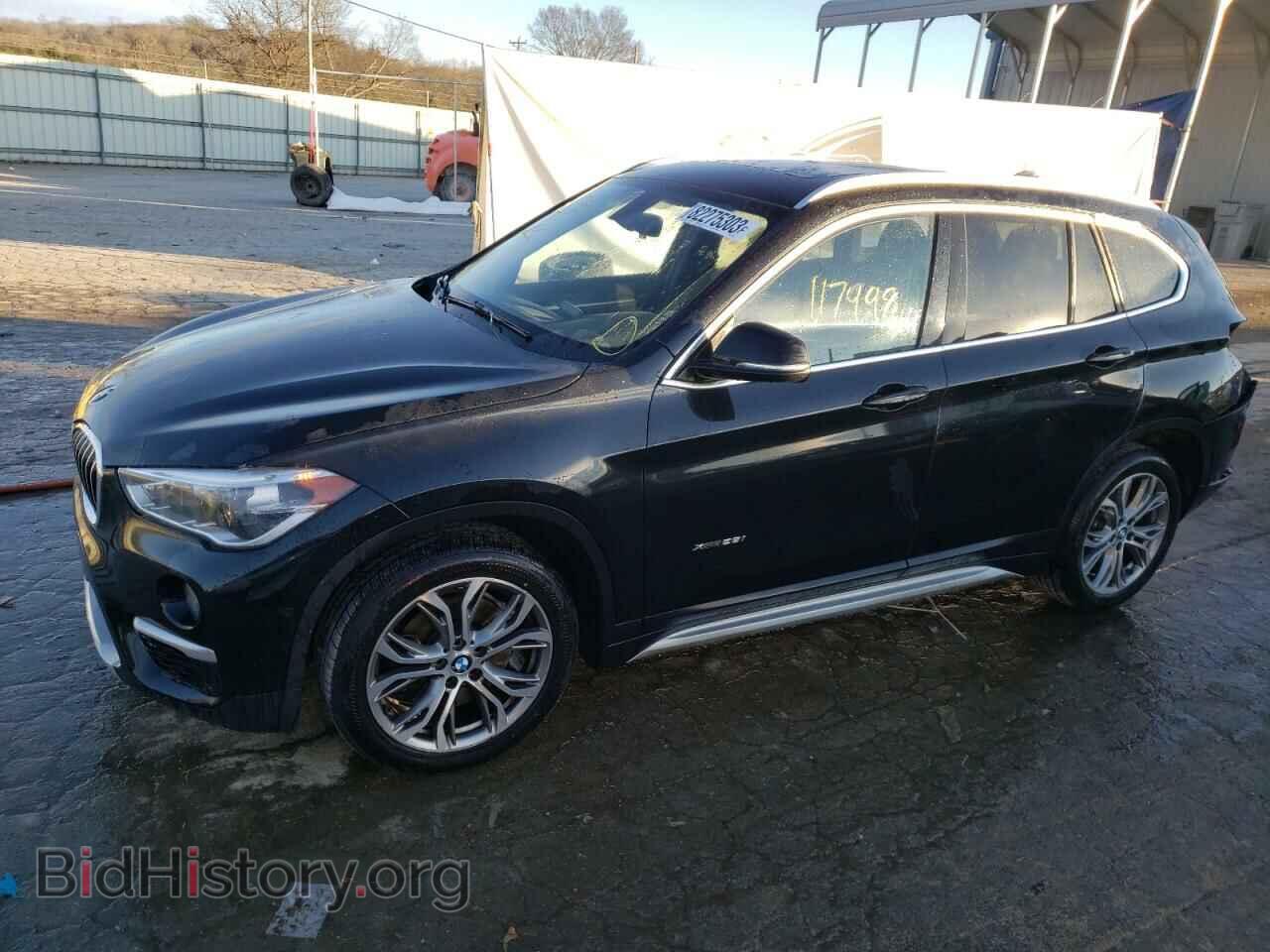 Photo WBXHT3C3XH5F79827 - BMW X1 2017