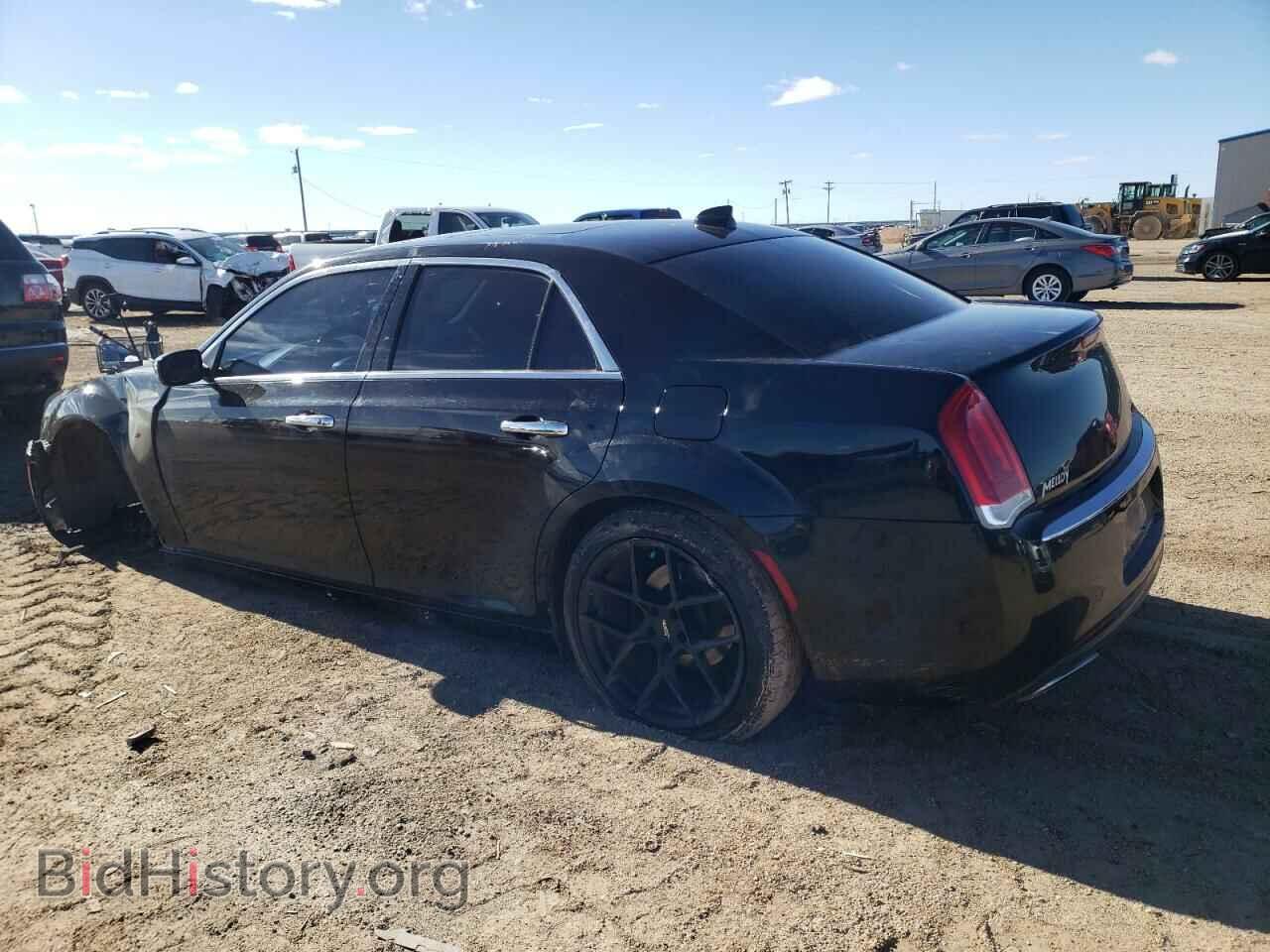 2017 CHRYSLER 300 - VIN: 2C3CCAEG1HH564977 - Фото 2