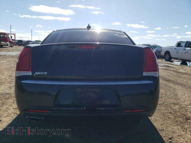 2017 Chrysler 300 (VIN 2C3CCAEG1HH564977) — фото 6 из 12