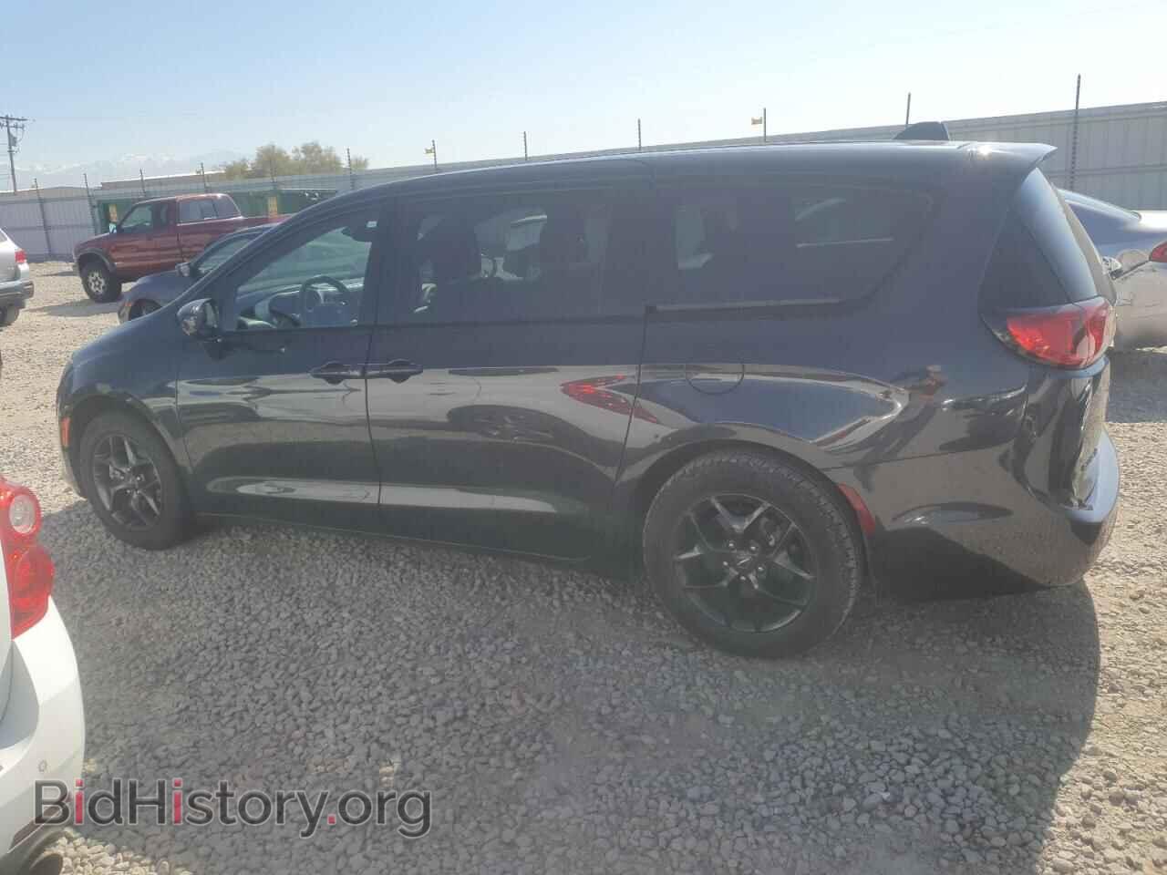 2019 CHRYSLER PACIFICA - VIN: 2C4RC1FG6KR704026 - Фото 2