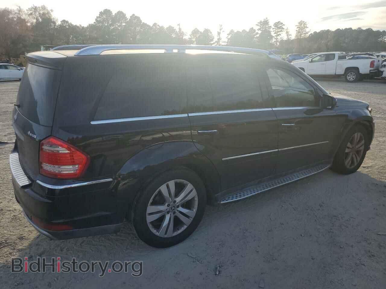 2010 MERCEDES-BENZ GL-CLASS - VIN: 4JGBF7BE5AA564663 - Фото 3