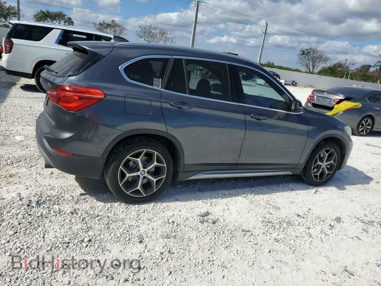 2017 BMW X1 - VIN: WBXHT3C39H5F68351 - Фото 3