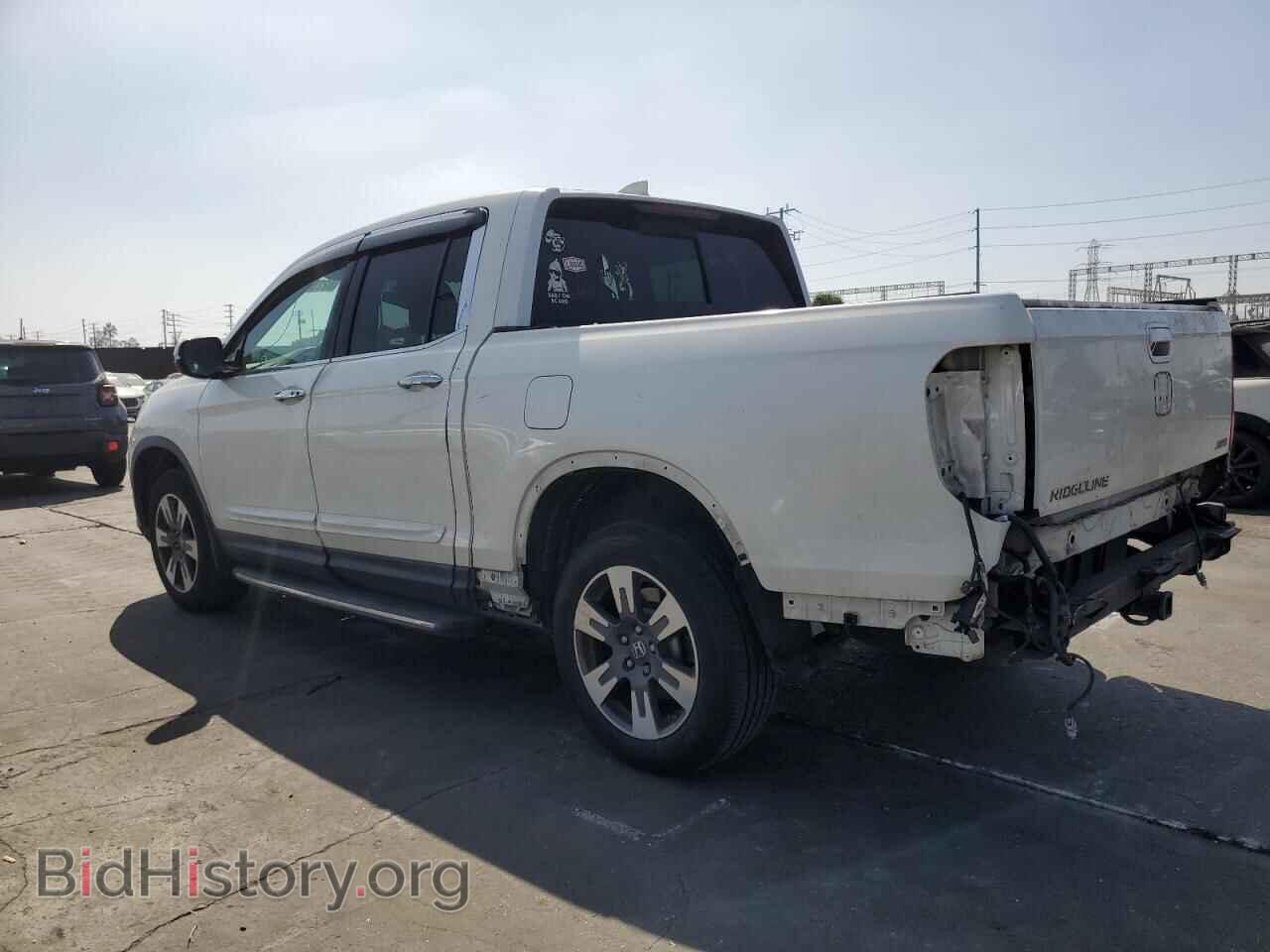 2018 HONDA RIDGELINE - VIN: 5FPYK3F70JB003445 - Фото 2