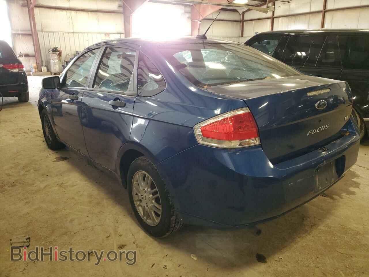 2009 FORD FOCUS - VIN: 1FAHP35N29W189660 - Фото 2