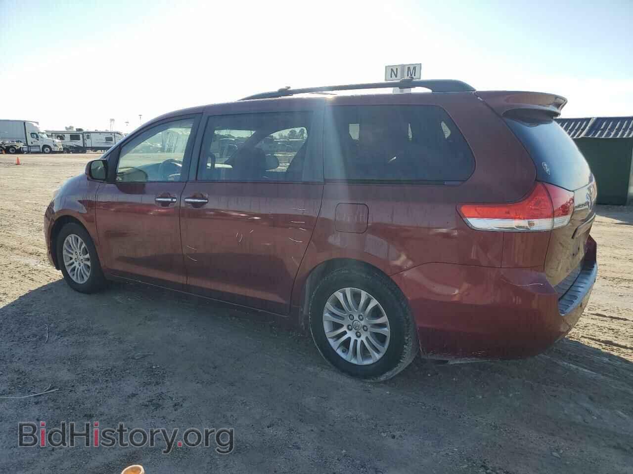 2011 TOYOTA All Models - VIN: 5TDYK3DC2BS009236 - Фото 2