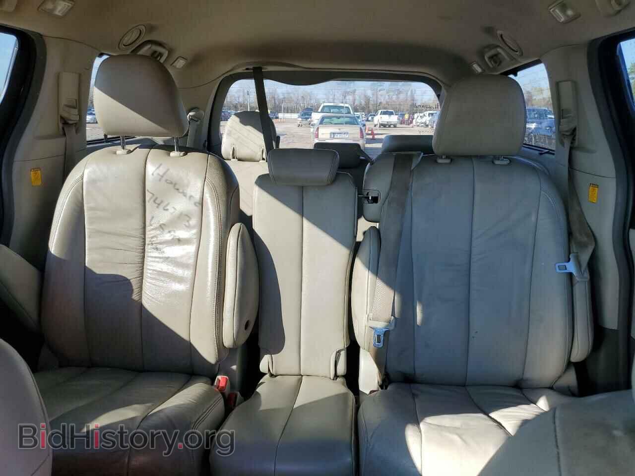 2011 TOYOTA All Models - VIN: 5TDYK3DC2BS009236 - Фото 10