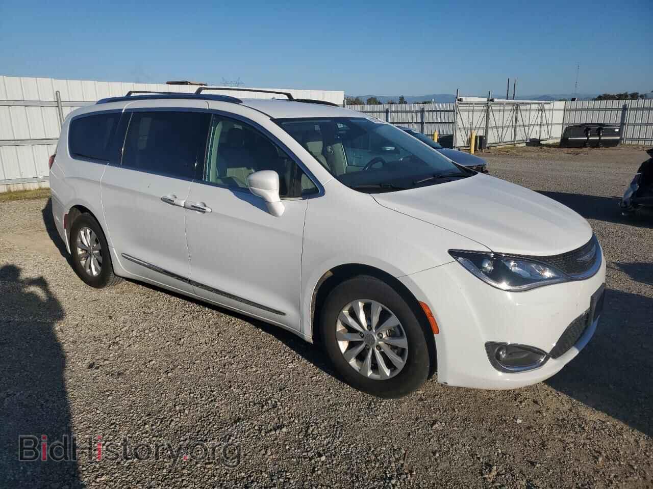 2019 CHRYSLER PACIFICA - VIN: 2C4RC1BG0KR554128 - Фото 4