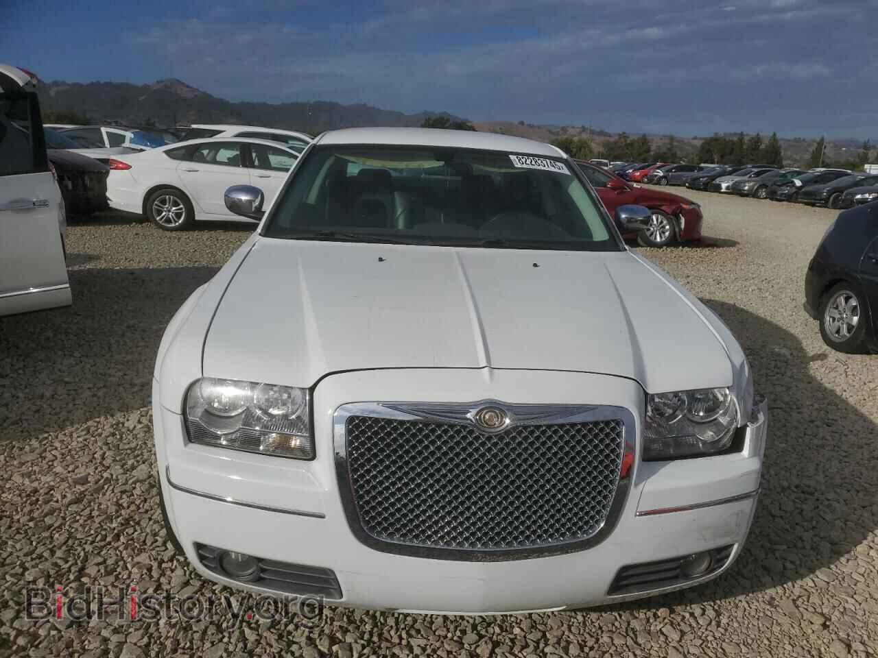 2010 CHRYSLER 300 - VIN: 2C3CA5CV3AH263227 - Фото 5
