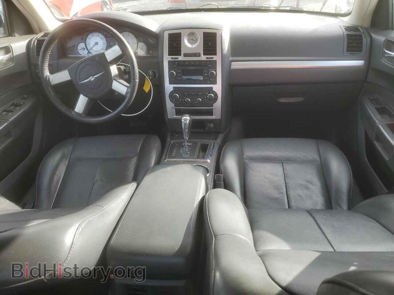 2010 CHRYSLER 300 - VIN: 2C3CA5CV3AH263227 - Фото 8