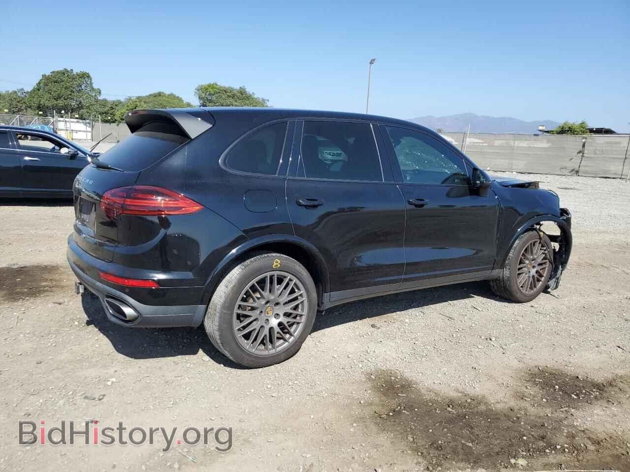 2017 PORSCHE CAYENNE - VIN: WP1AA2A24HKA80463 - Photo 3