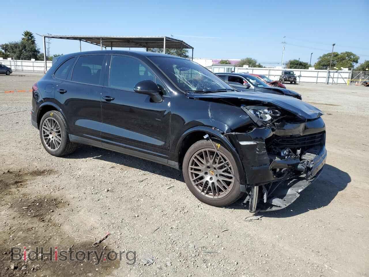 2017 PORSCHE CAYENNE - VIN: WP1AA2A24HKA80463 - Photo 4