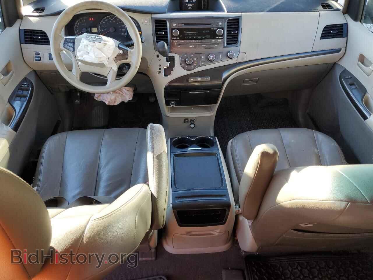 2011 TOYOTA All Models - VIN: 5TDKK3DC2BS084024 - Фото 8