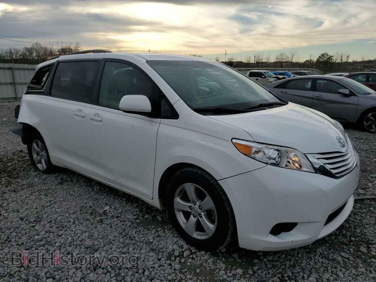 2017 TOYOTA All Models - VIN: 5TDKZ3DCXHS808675 - Фото 4