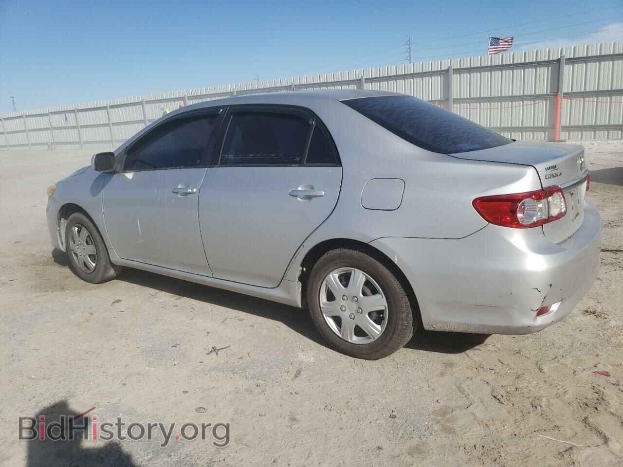2011 TOYOTA COROLLA - VIN: 2T1BU4EE8BC643584 - Фото 2